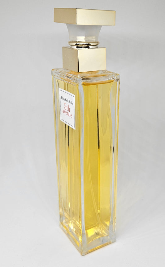 🌸 Elizabeth Arden – 5th Avenue Eau de Parfum