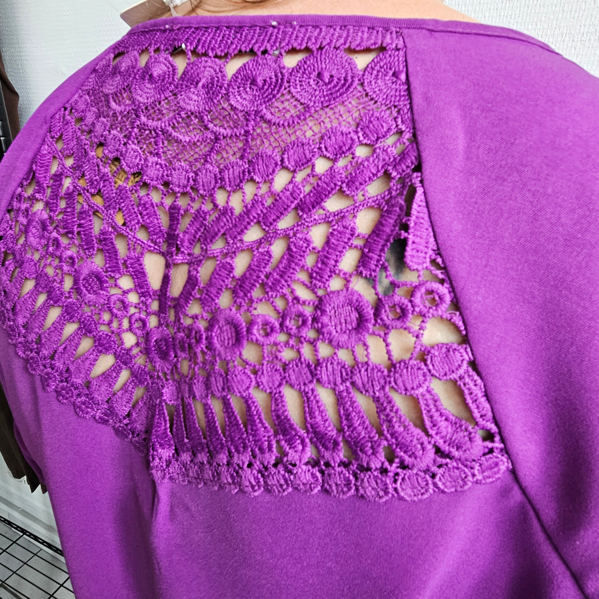 🖤 Blouse – Dos en dentelle