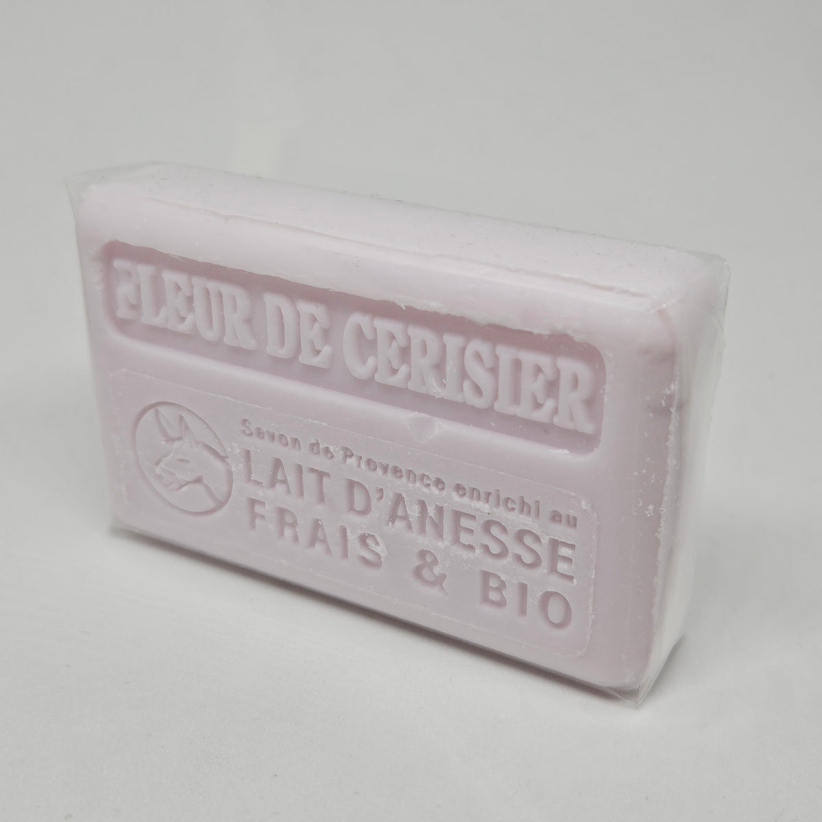 🌸 Savon au lait d’ânesse frais & bio – Fleur de cerisier – 100 g