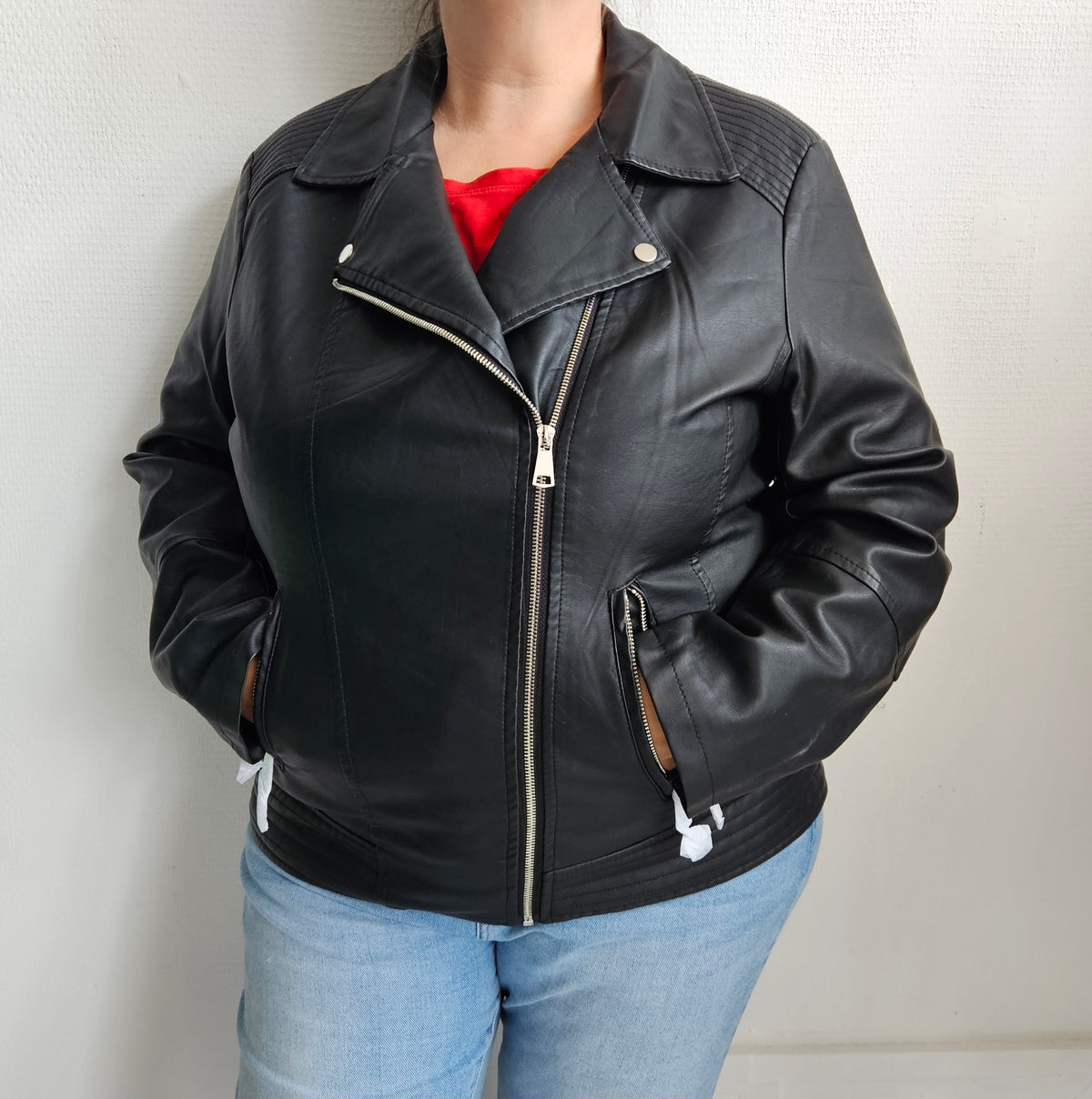 🖤 Veste en similicuir