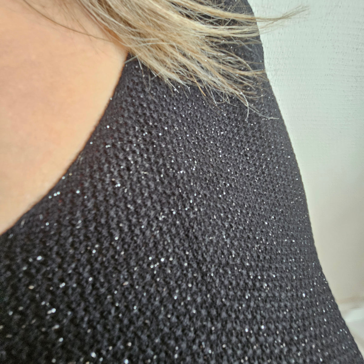 Pull scintillant col V ✨️
