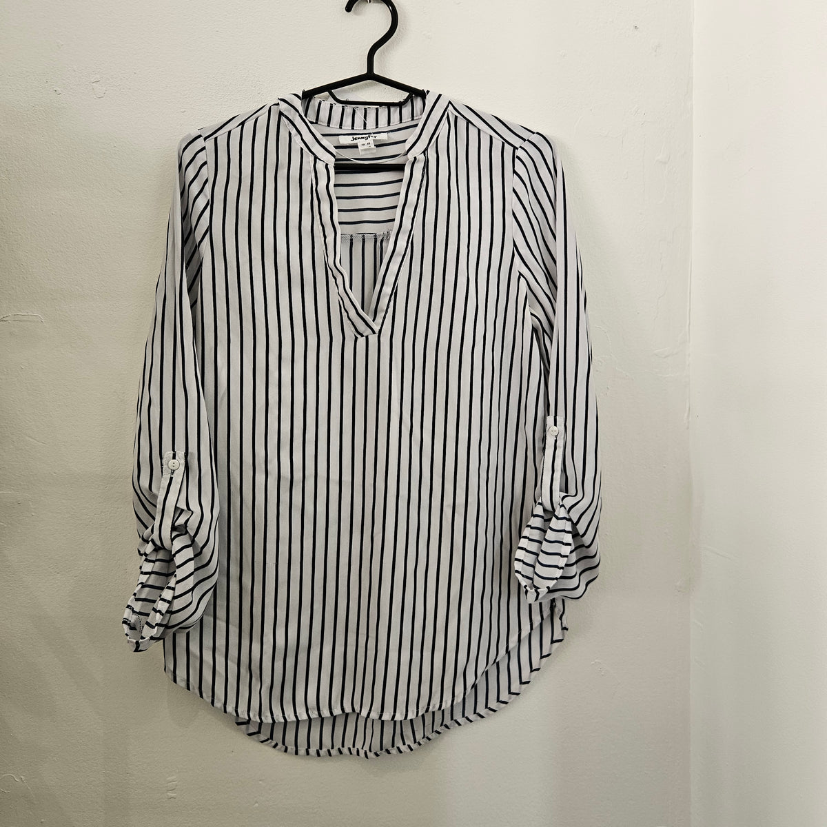 🤍 Blouse blanche à rayures bleu marine – Jennyfer – Taille XS